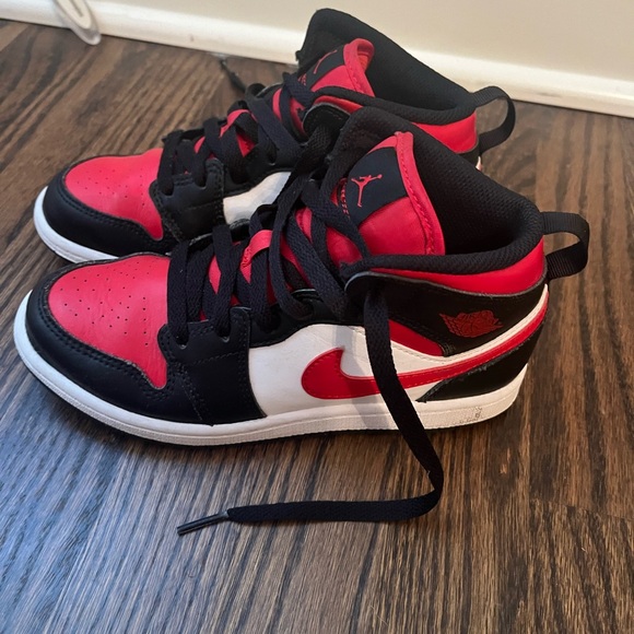 Nike Jordan Youth Air 1 Mid - Picture 3 of 7